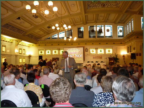 Lord Monckton greeting the crowd